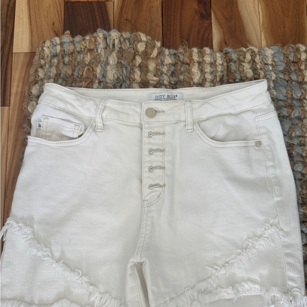Judy Blue Women's White Frayed Jean Shorts